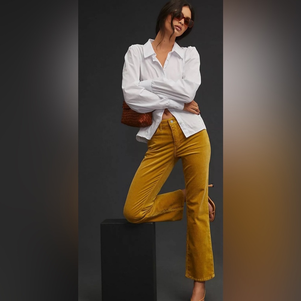 Anthropologie Pilcro mid rise cropped cords in gold/chartreuse size 25 petite